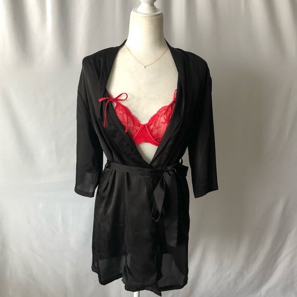 Forever 21 Other - NWOT Forever 21 Satin Heart Robe